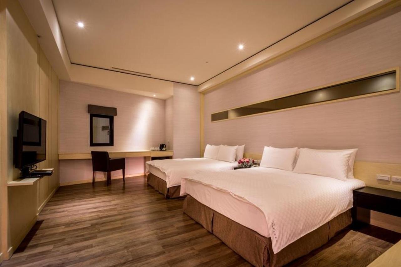 Jai Chateau Hotels & Hostels Tainan Extérieur photo