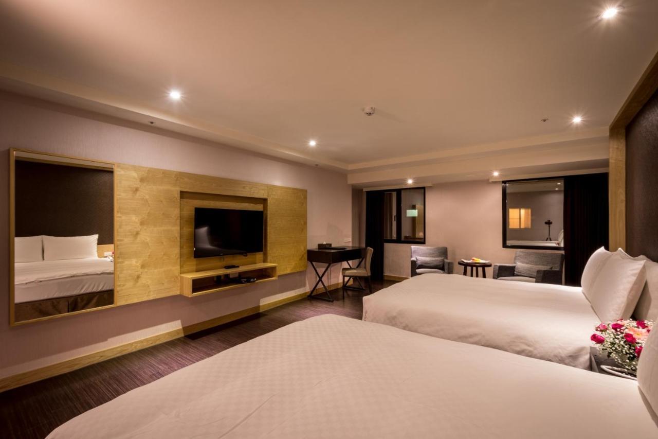 Jai Chateau Hotels & Hostels Tainan Extérieur photo