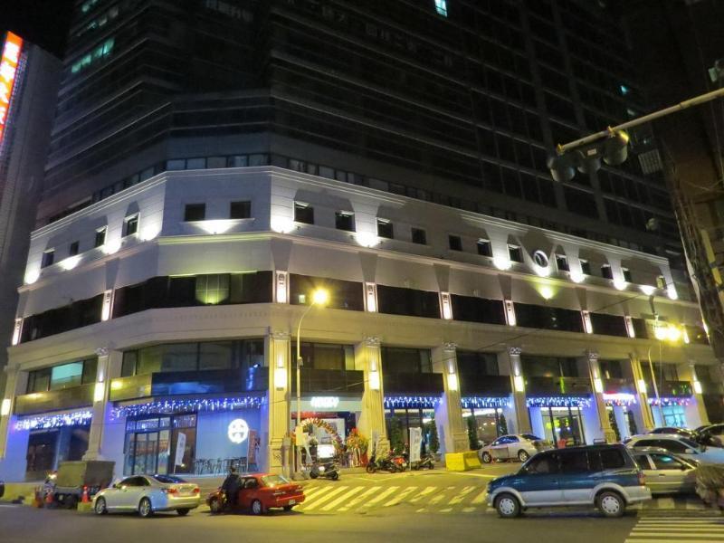 Jai Chateau Hotels & Hostels Tainan Extérieur photo