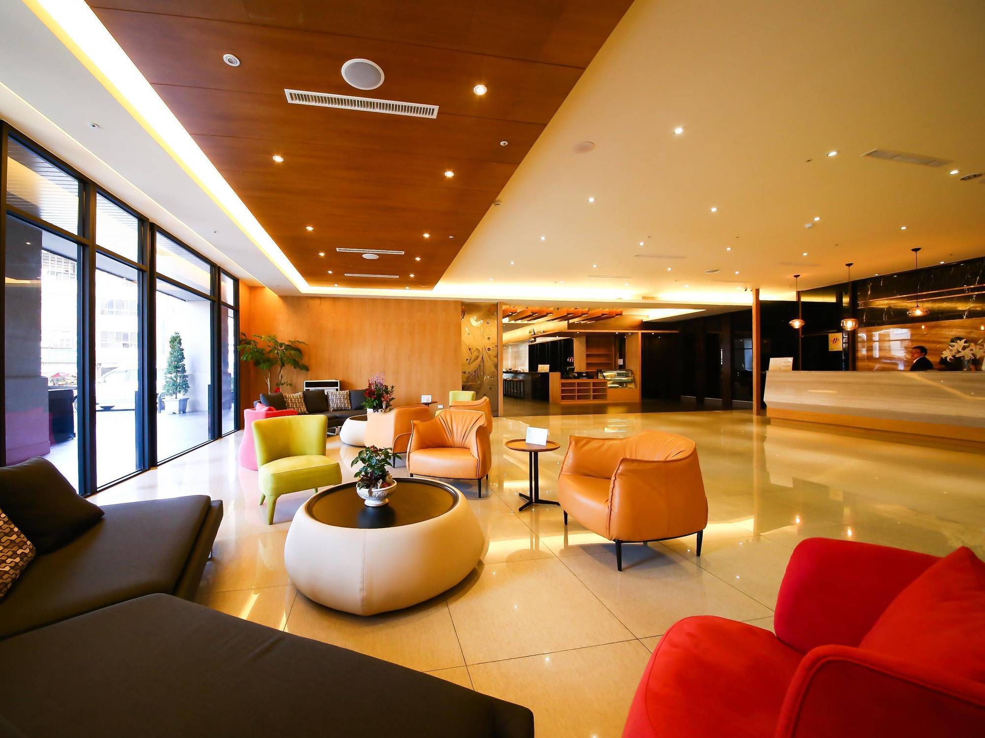 Jai Chateau Hotels & Hostels Tainan Extérieur photo